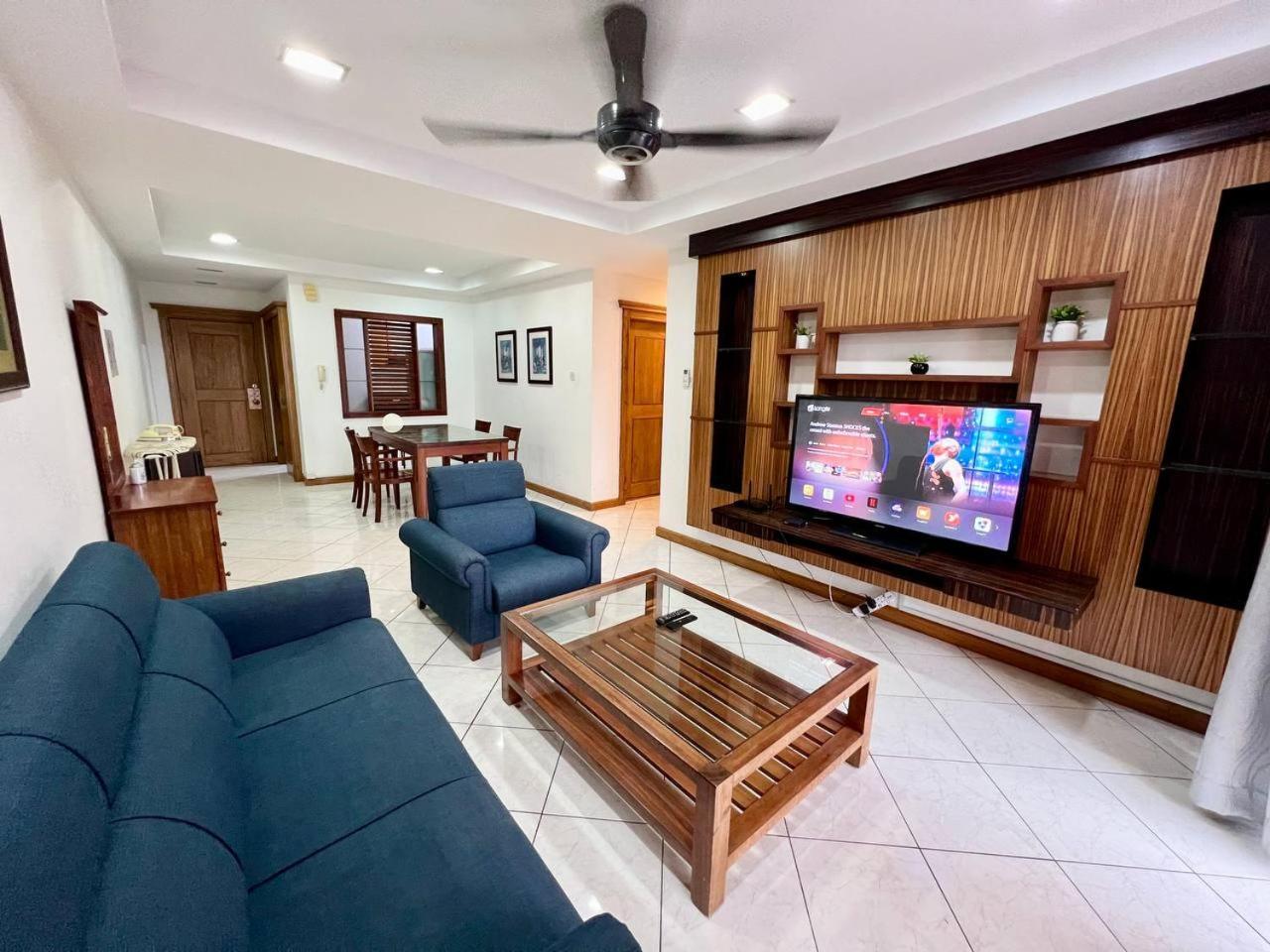 Marina Court Vacation Home 3 Bedrooms - Кота Кинабалу Екстериор снимка