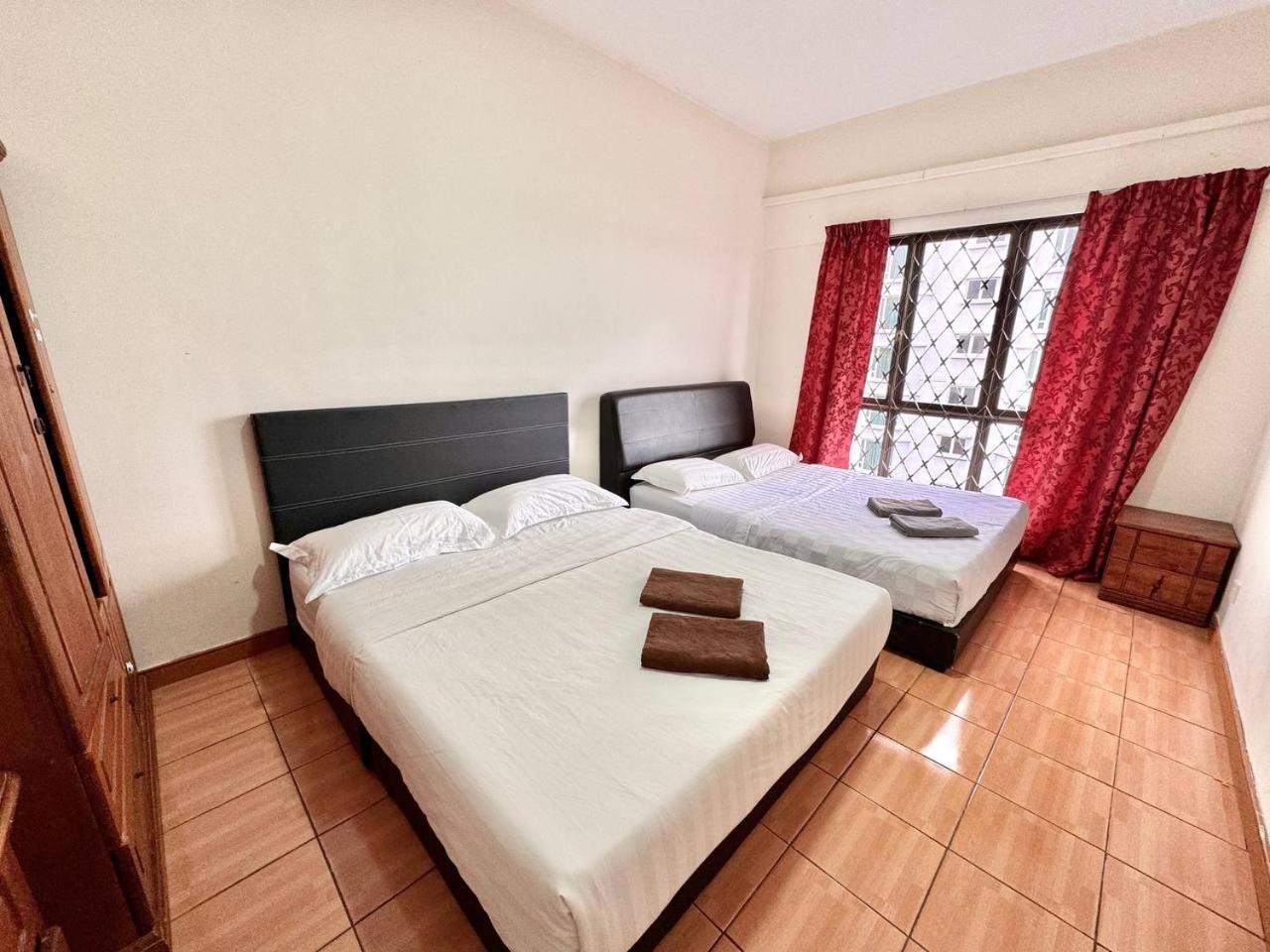 Marina Court Vacation Home 3 Bedrooms - Кота Кинабалу Екстериор снимка